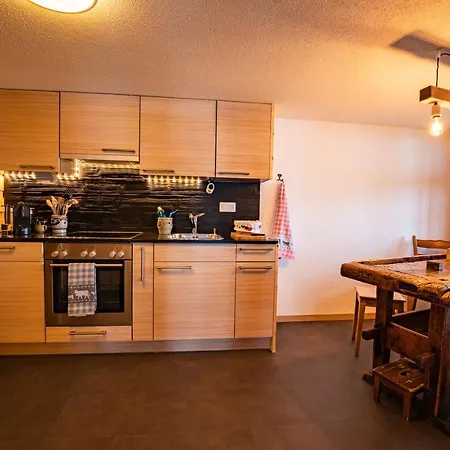 Apartmán Chalet Roesi - Ferienwohnung Mit Hot Pot & Bergsicht