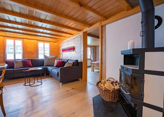 Chalet Roesi - Ferienwohnung Mit Hot Pot & Bergsicht Adelboden