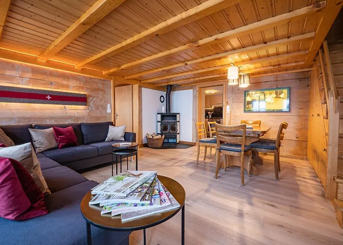 Chalet Roesi - Ferienwohnung Mit Hot Pot & Bergsicht