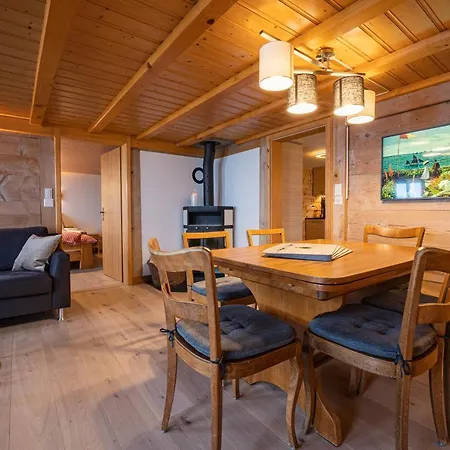 Appartement Chalet Roesi - Ferienwohnung Mit Hot Pot & Bergsicht *