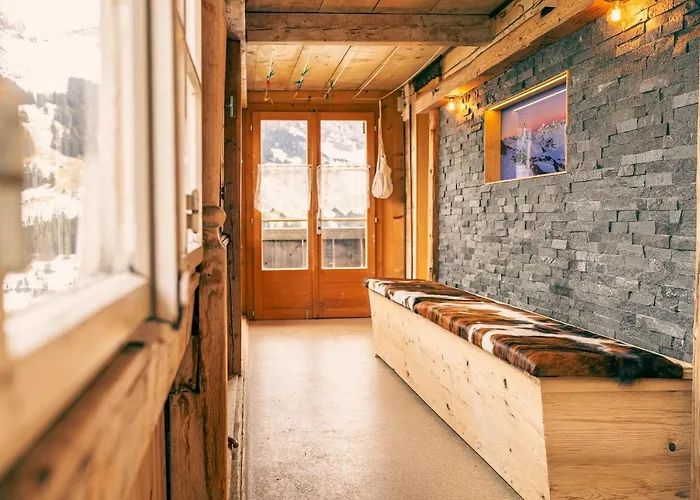 Chalet Roesi - Ferienwohnung Mit Hot Pot & Bergsicht * Adelboden