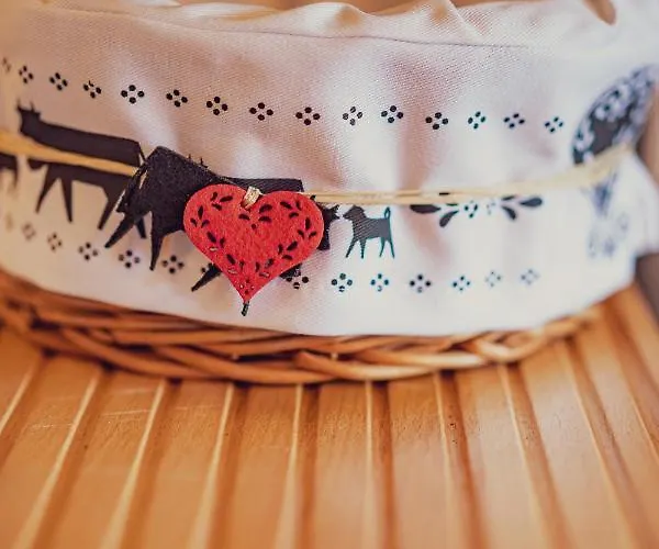 Appartement Chalet Roesi - Ferienwohnung Mit Hot Pot & Bergsicht Adelboden